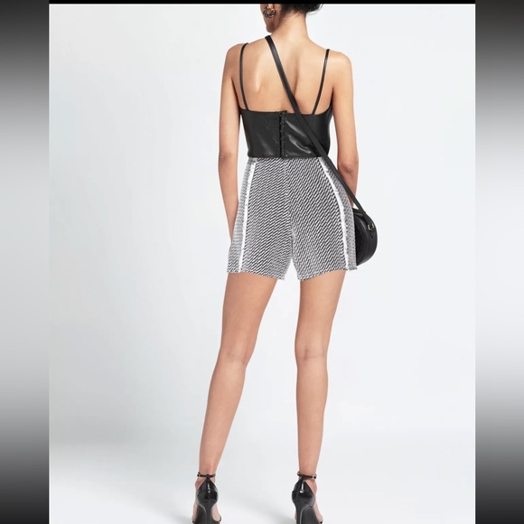 BRUNO MANETTI Tweed Shorts Size M Two Tone High Waist Made in Italy $360 - Picture 2 of 6